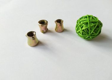 Sarı Çinko Kaplama Renkli Karbon Çelik Tespit Somunu 3PCS / 4PCS Üzerinde Tespit Cıvataları Tespiti