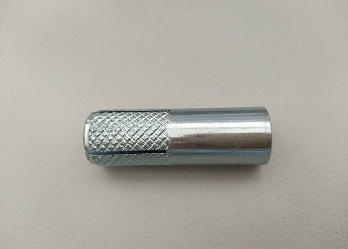 Heavy Duty M12 Drop In Expansion Anchor karton çelik 30 gün teslimat tarihi